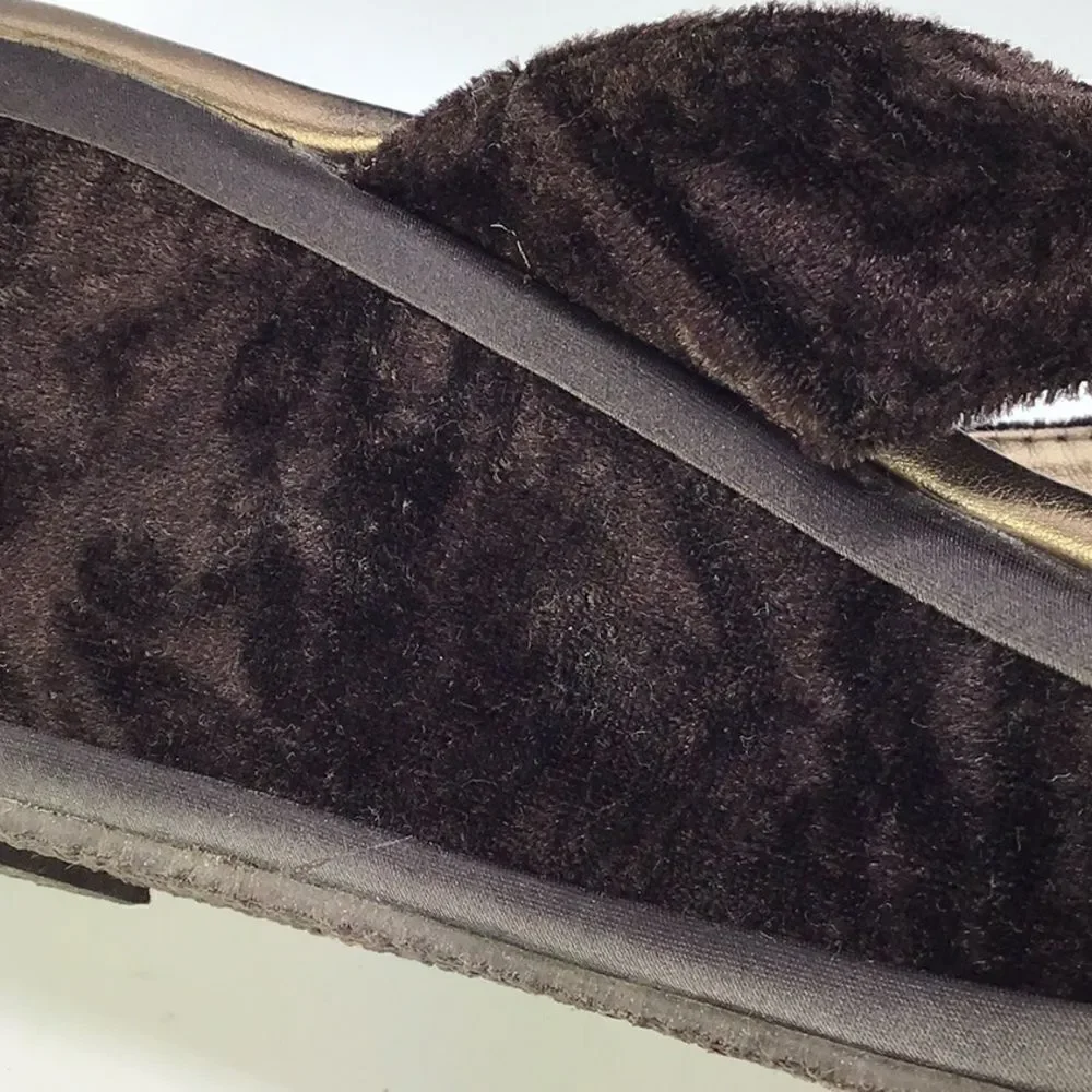 Grazie Women’s Sandals Brown Crushed Velvet Wedge Rhinestone Embellished Size 10
